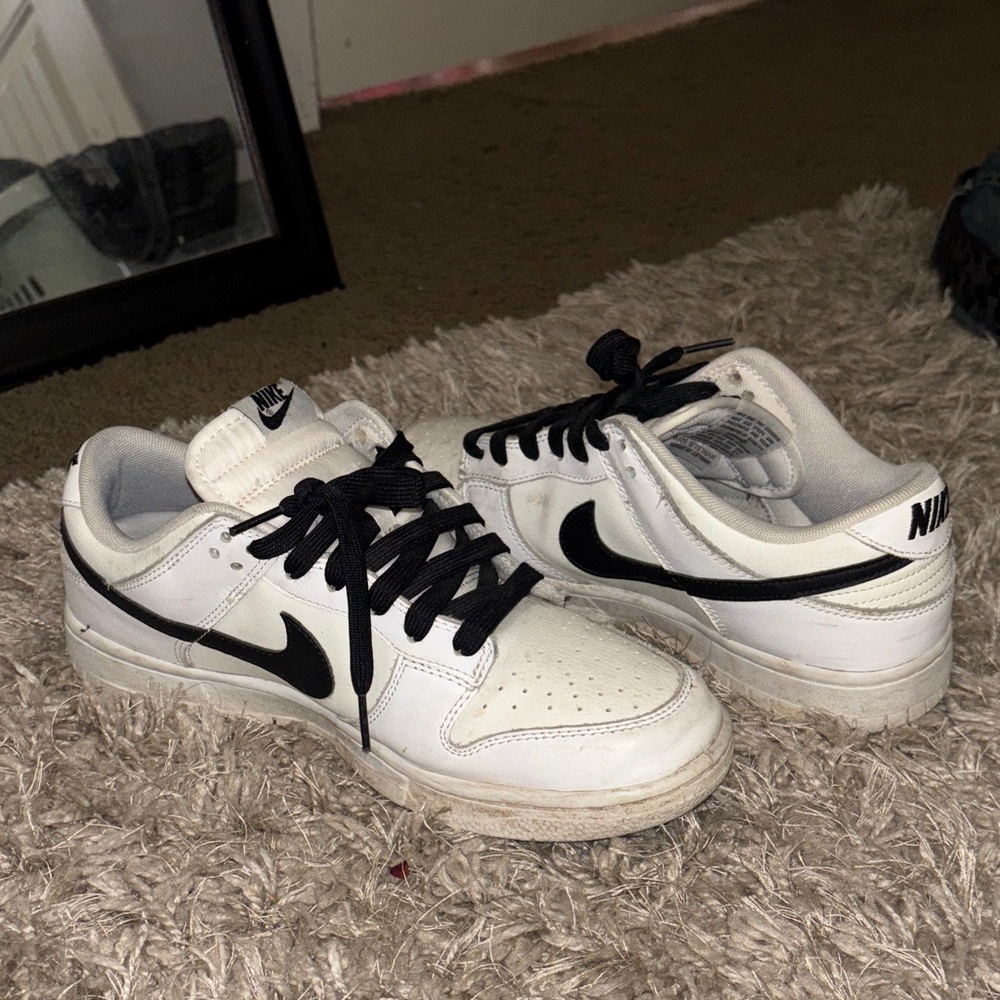 Nike reverse panda dunks 

Size 8 men’s 

No box